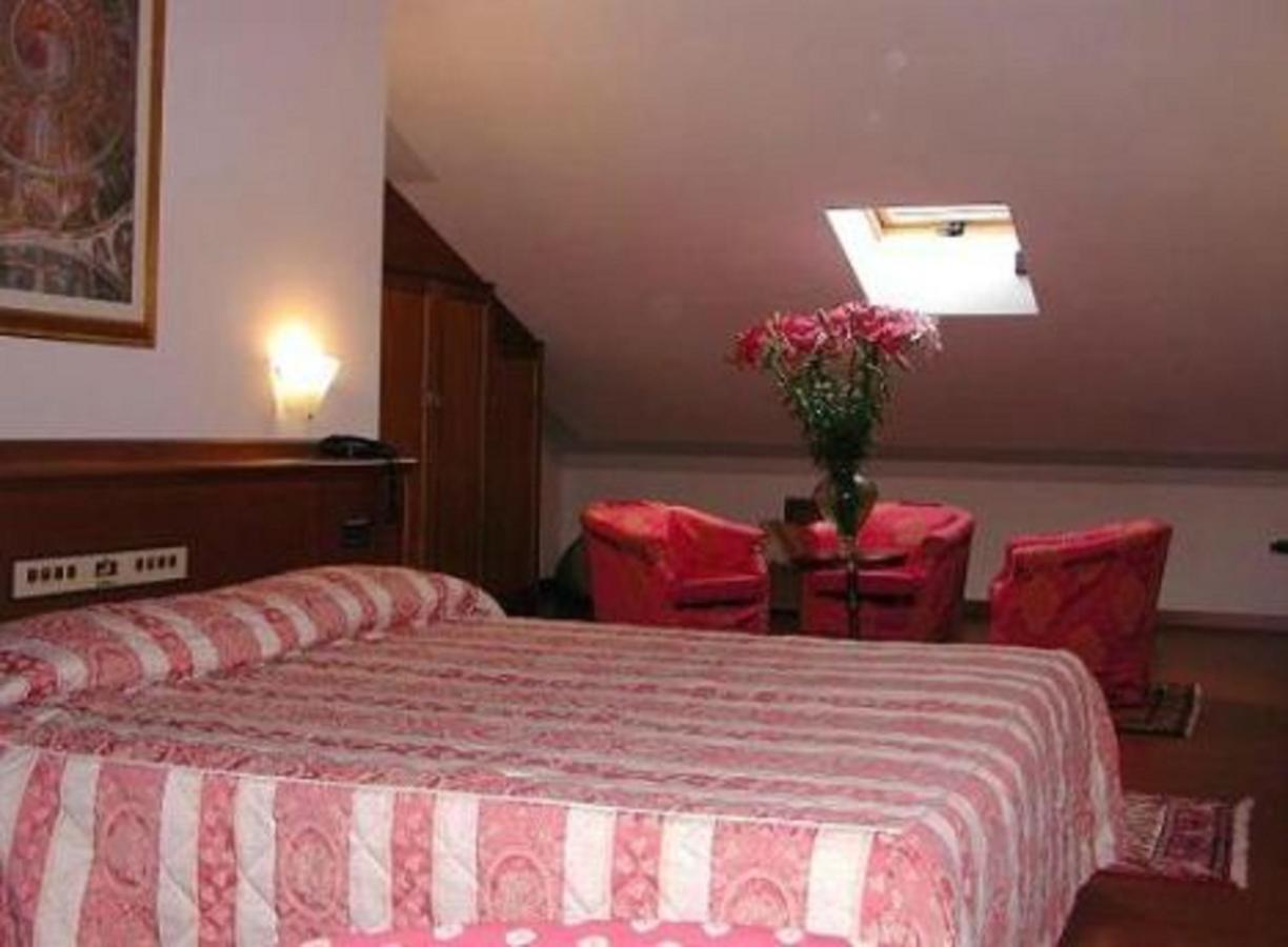 Hotel Piroga Padova 4*